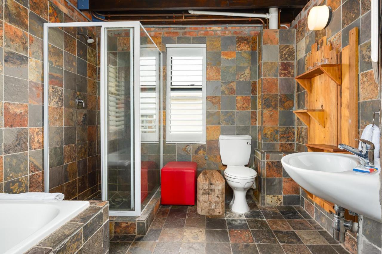 La Rhone Apartment