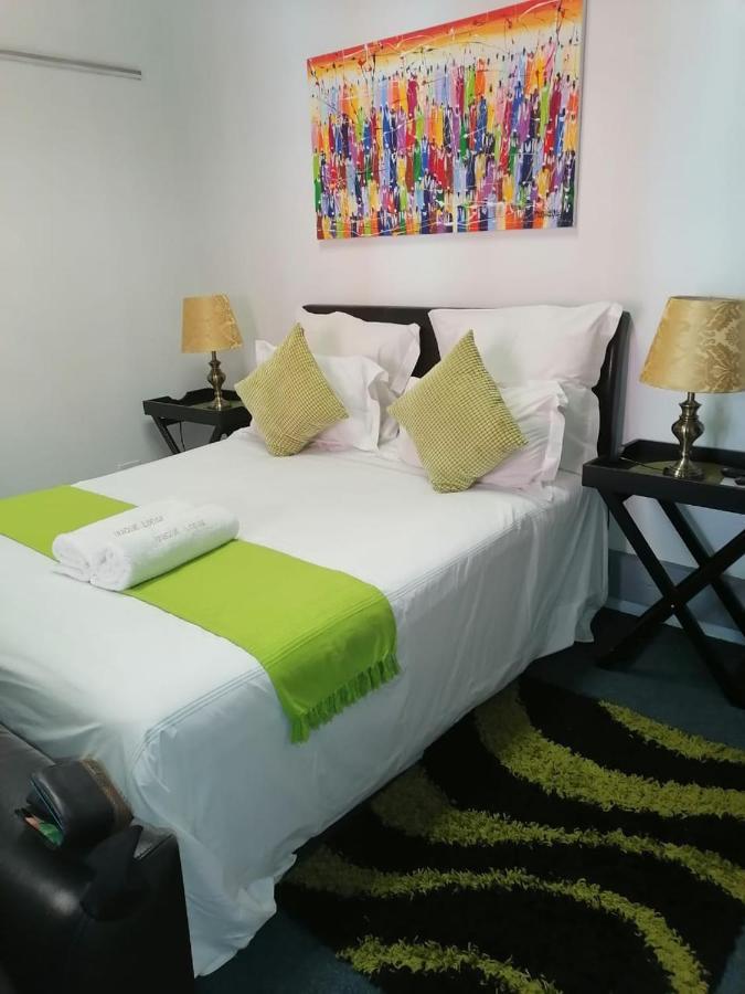 Unique Lodge Cape Town